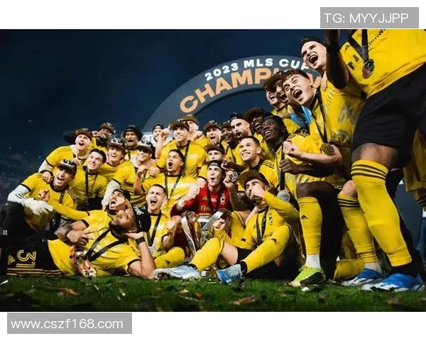 哥伦布机员与华盛顿联的精彩对决展现足球魅力与团队精神